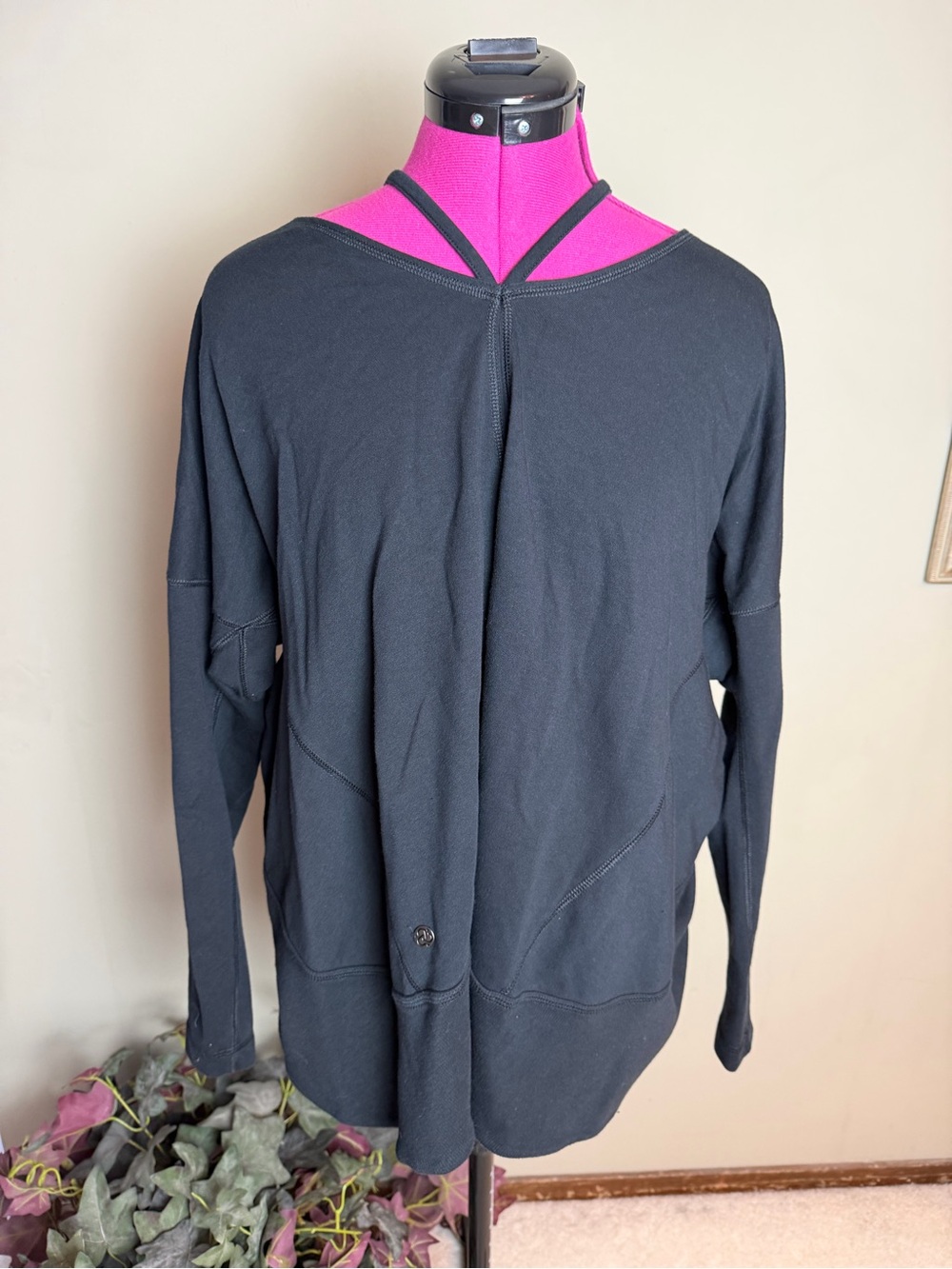 Zella Womens Long Sleeve Open Back Sweatshirt in Black Size S